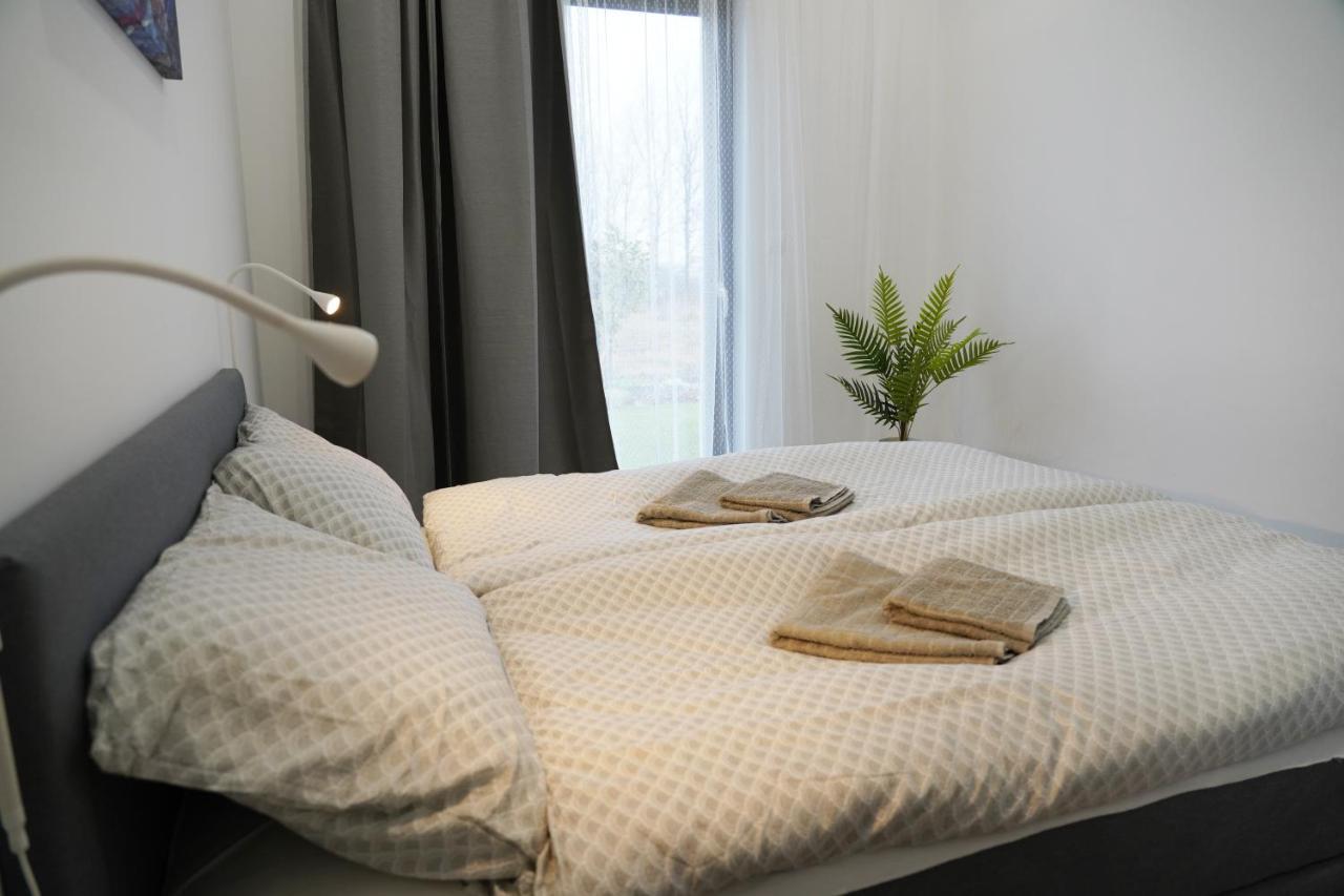 Apartman Zuzana Nesvady Dış mekan fotoğraf
