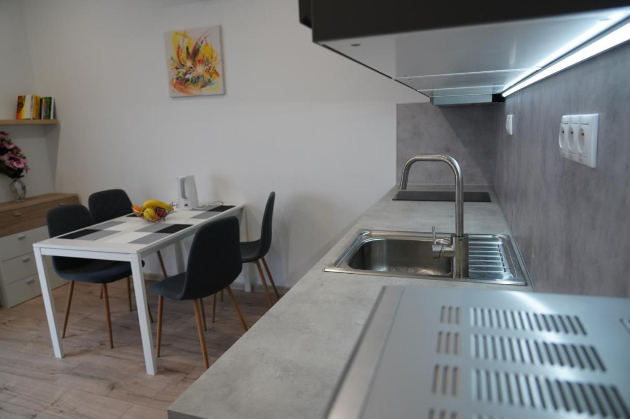 Apartman Zuzana Nesvady Dış mekan fotoğraf